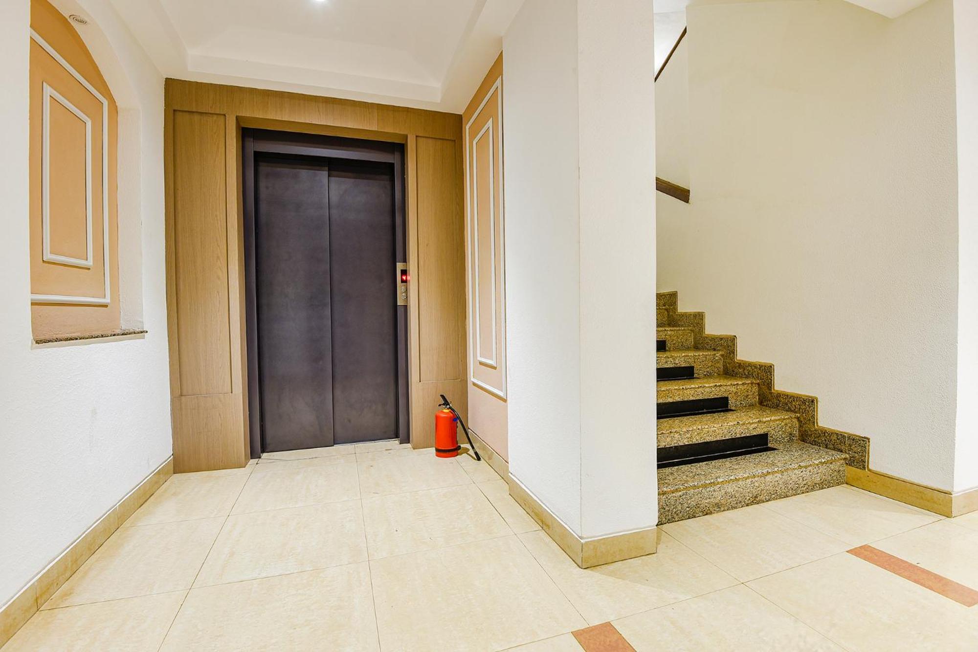 Fabhotel Prime Supreme - 700M From Vasco Da Gama Railway Station Marmagao Buitenkant foto