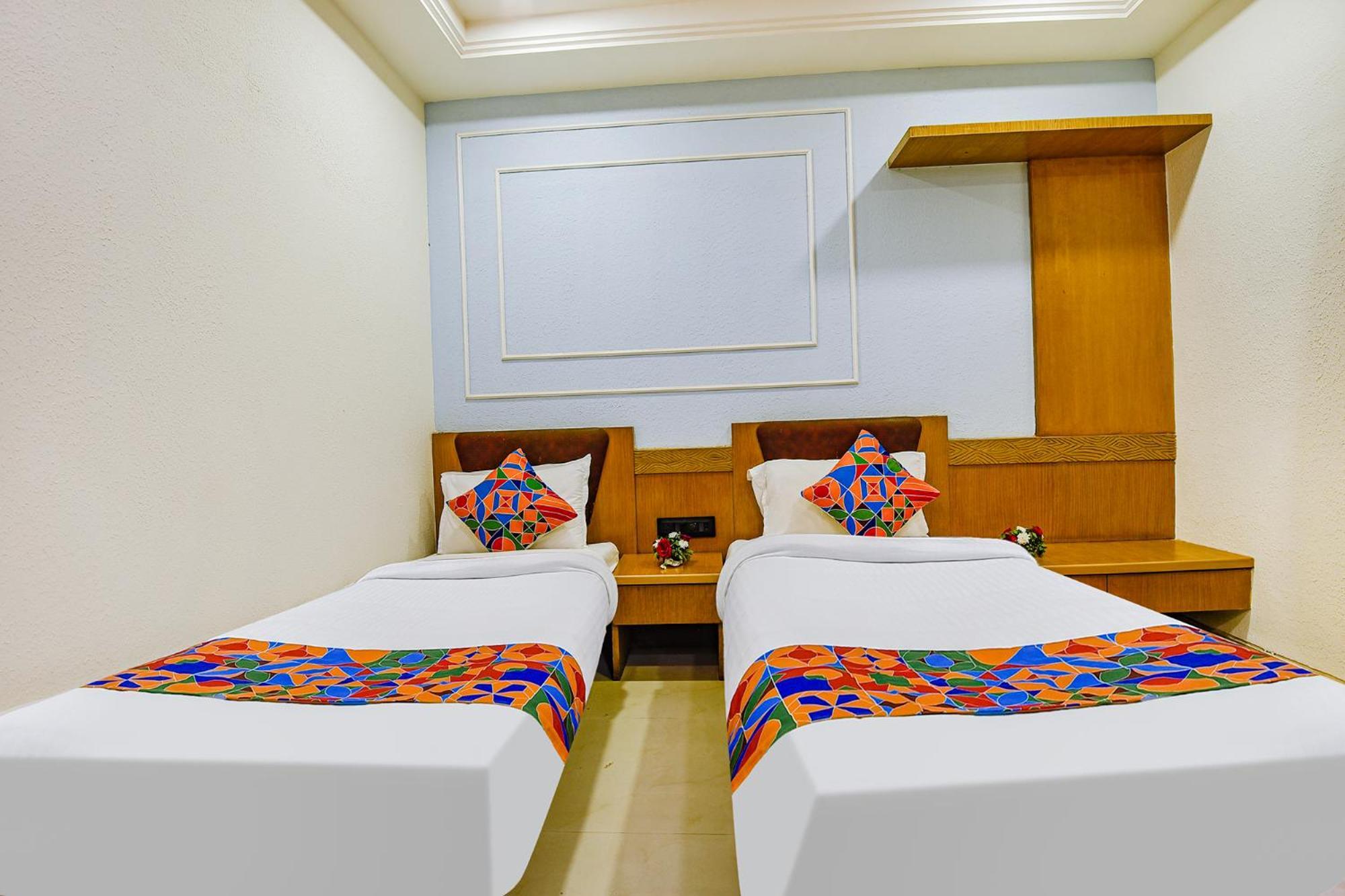 Fabhotel Prime Supreme - 700M From Vasco Da Gama Railway Station Marmagao Buitenkant foto