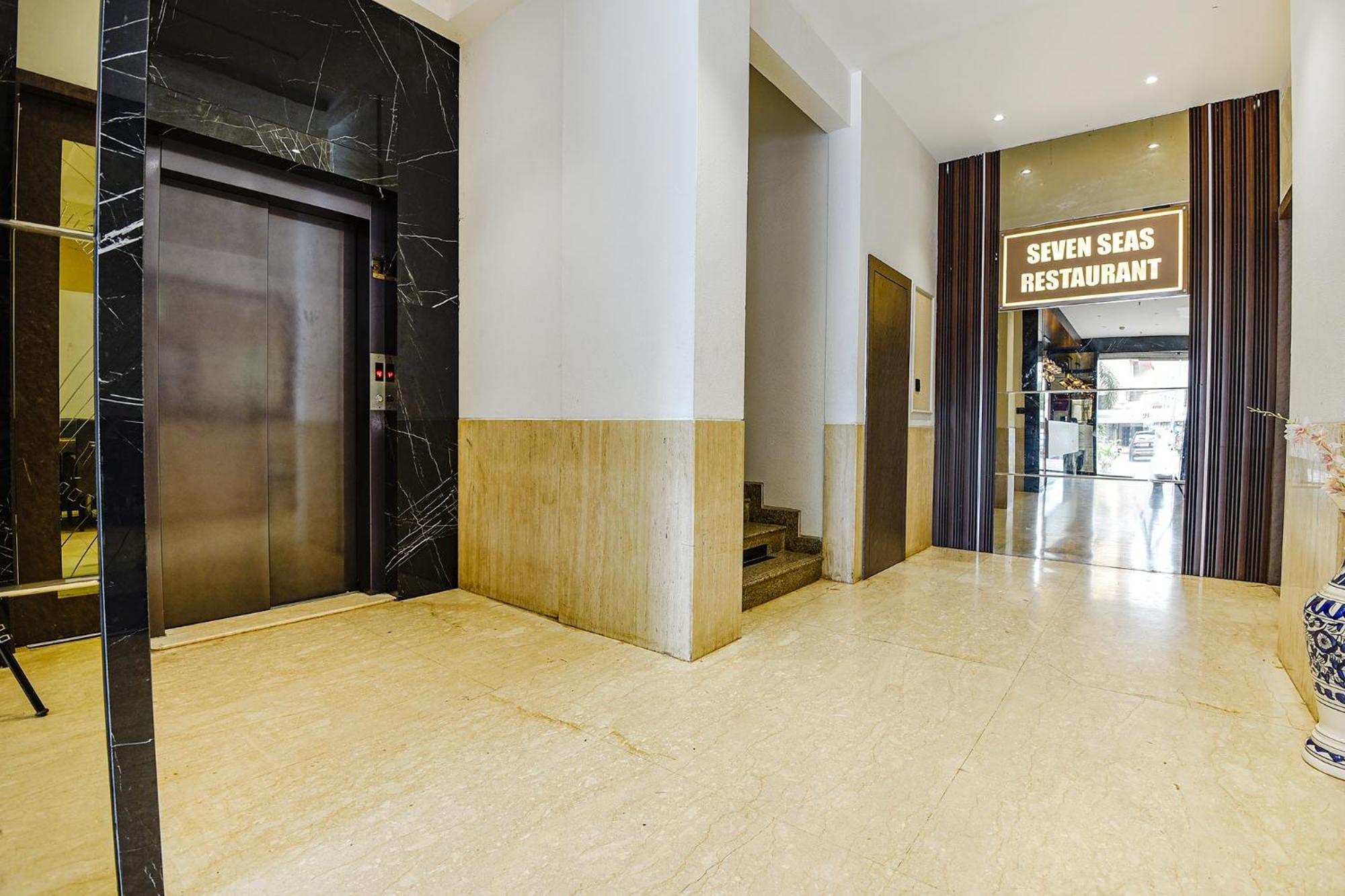 Fabhotel Prime Supreme - 700M From Vasco Da Gama Railway Station Marmagao Buitenkant foto